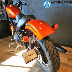 Support de plaque déporté Triumph Street Twin Access Design pour Café Racer et Scrambler