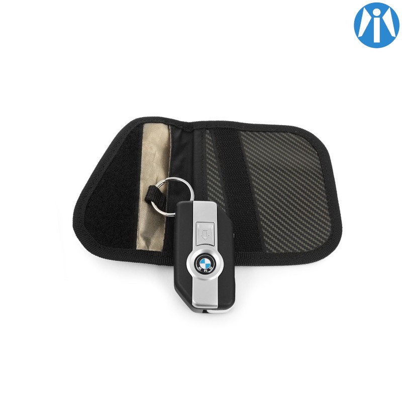 Étui porte-clefs Wunderlich avec RFID Blocker - look carbone Wunderlich pour Café Racer et Scrambler