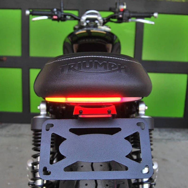 Feu arrière et clignotants bandeau de LED pour Triumph image 1