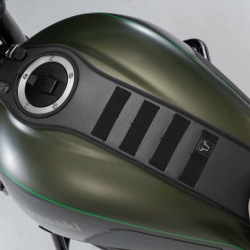 Sangle de réservoir SLA Legend Gear pour Kawasaki Z900 RS image 1