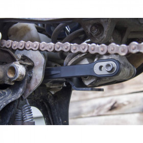 Tendeur de chaîne à hauteur variable AltRider Honda Africa Twin image 1